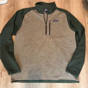 Patagonia Forest Green and Heather Gray Zip Fleece